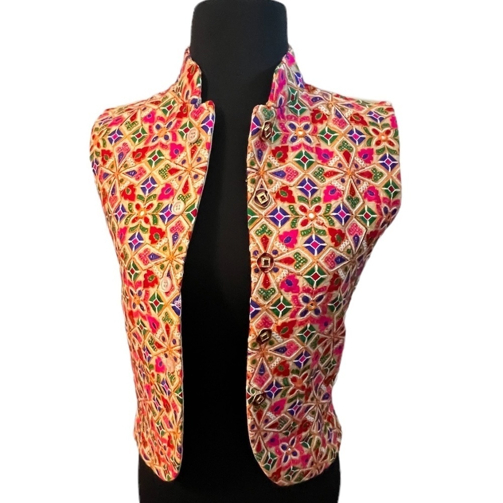 NWOT Handmade Embroidered Women's Ethnic Jackets, Size10‎